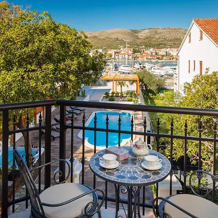 Luxury Citadella With Pool *