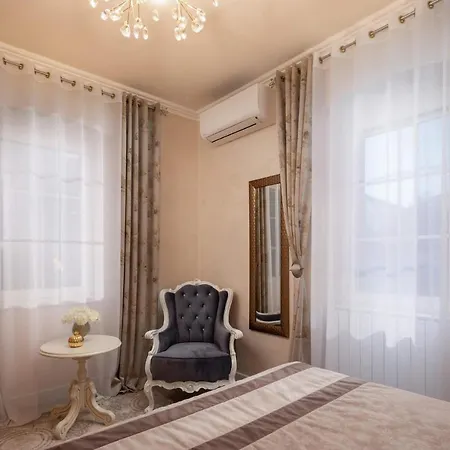 ヴィラ Luxury Citadella With Pool トロギール