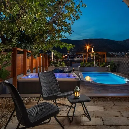 Luxury Citadella With Pool
