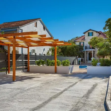 Luxury Citadella With Pool