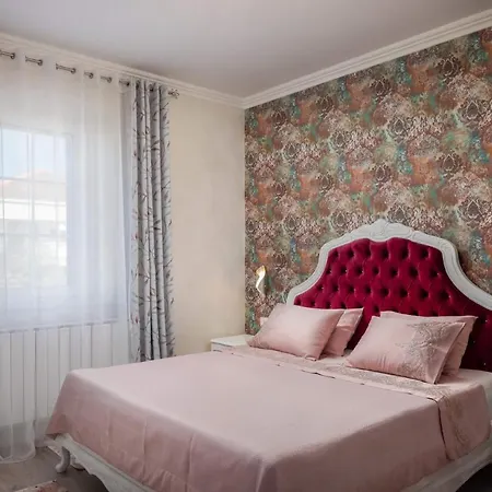 Villa Luxury Citadella With Pool