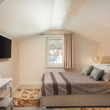 Luxury Citadella With Pool *